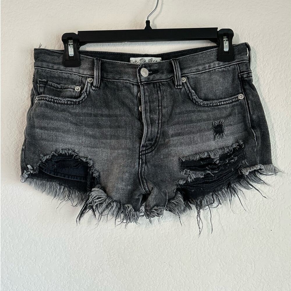 We The Free Loving Good Vibrations Sulphur Black Shorts Free People Size 26